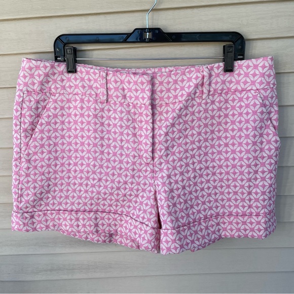 New York & Company 7th Avenue Suiting Pink Print Shorts Size 14 - Picture 1 of 7